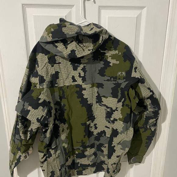 KUIU Kutana Storm Shell Jacket - Picture 4 of 10